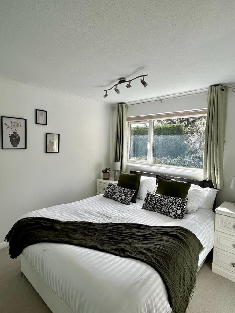 Villa Stylish 3 Bed House Hitchin Extérieur photo